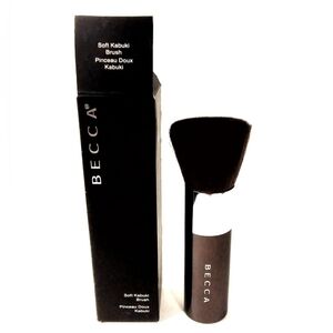 Becca Cosmetics Full Size KABUKI Brush‎ For Powder Application, Foundation